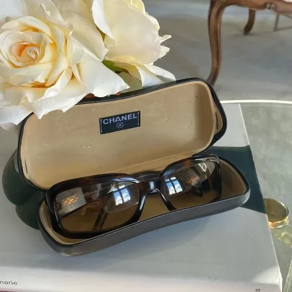 CHANEL | Accessories | Authentic Vintage Chanel Sunglasses  display picture 1